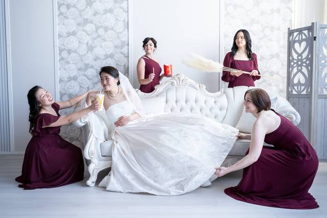 Mintroomstudios pampered bride