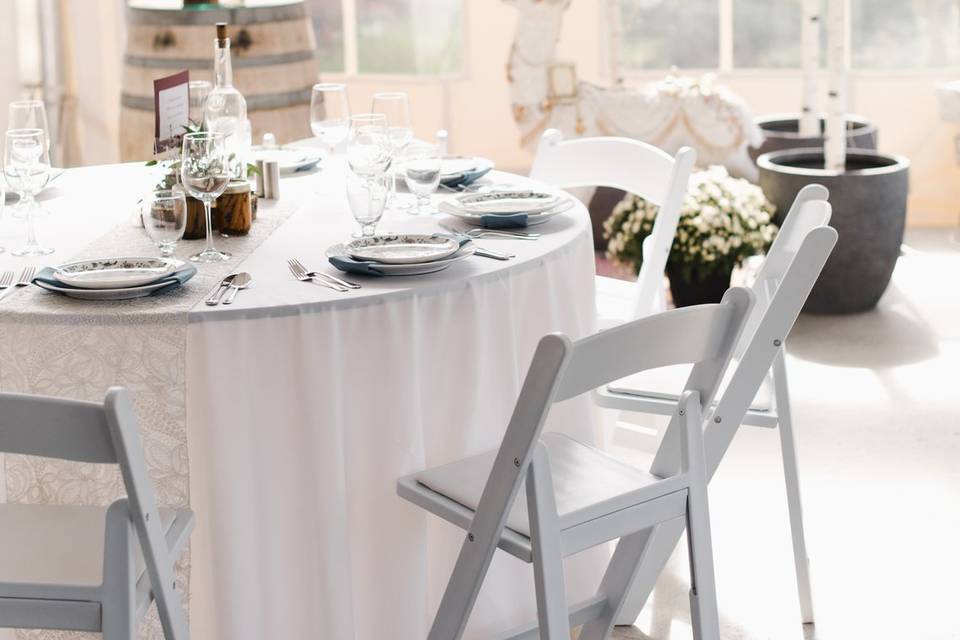 Ally Thomas Wedding Table