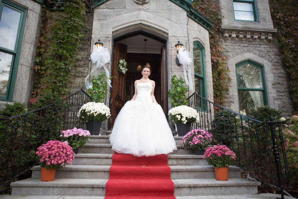 Red carpet wedding Montreal