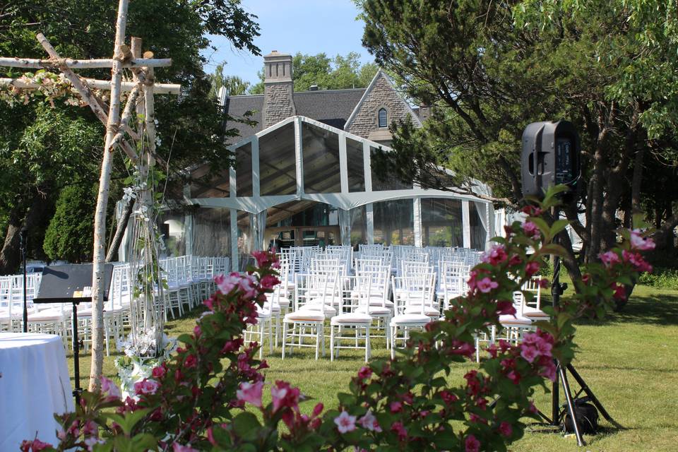 Tent wedding - Forest & Stream