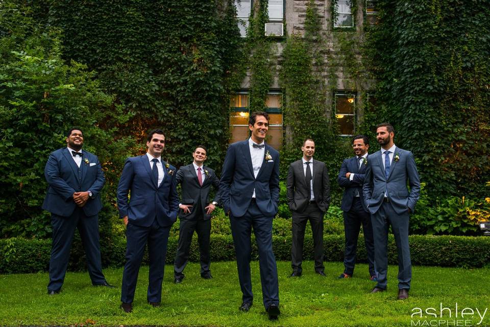 Groom & groomsmen