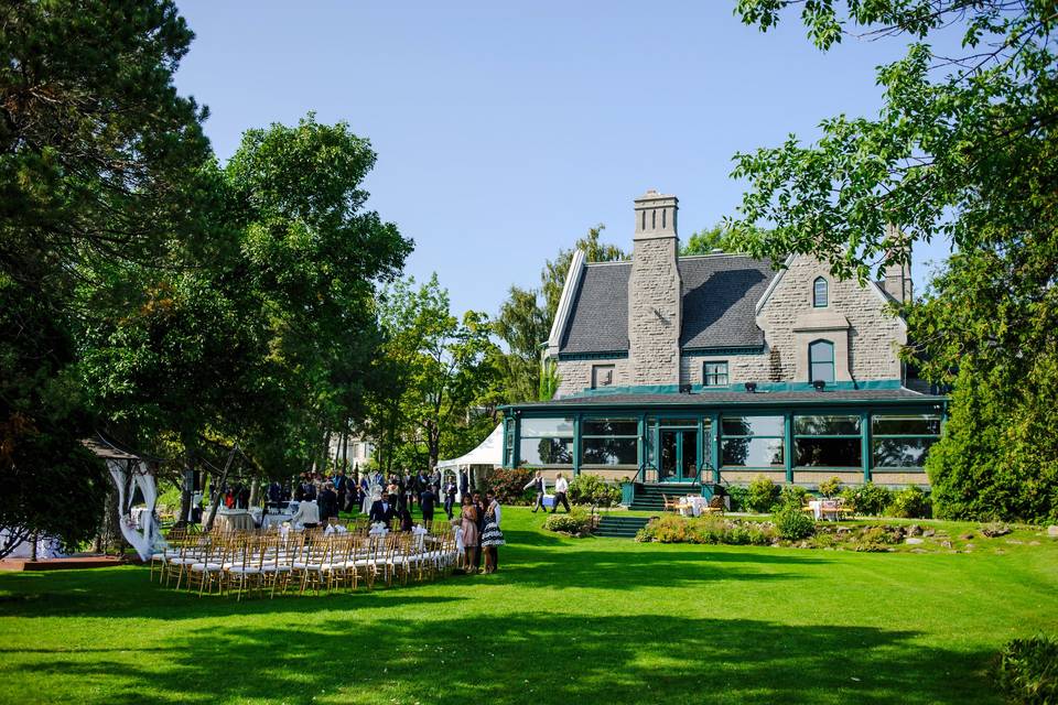 Garden Wedding West Island