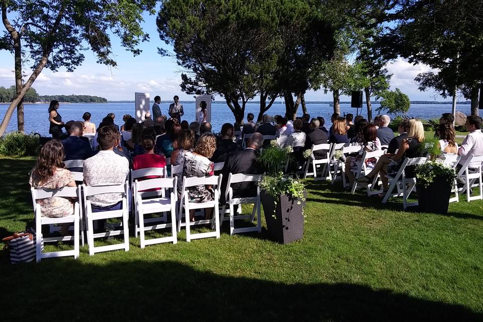 Outdoor wedding West Island