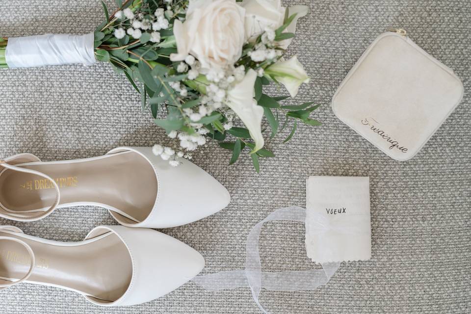 Bride items