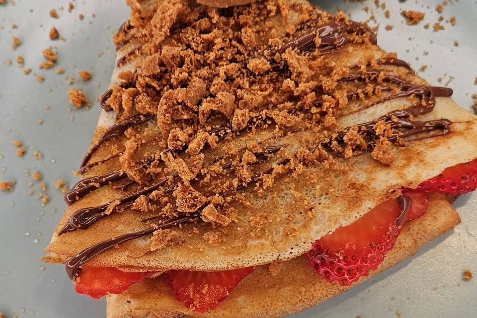 Nutella & Strawberry Lotus