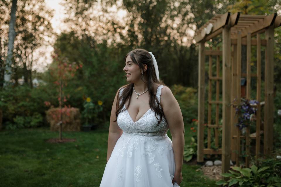 Bride golden hour