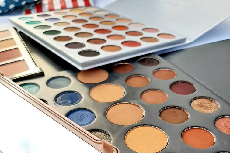 Eyeshadow!