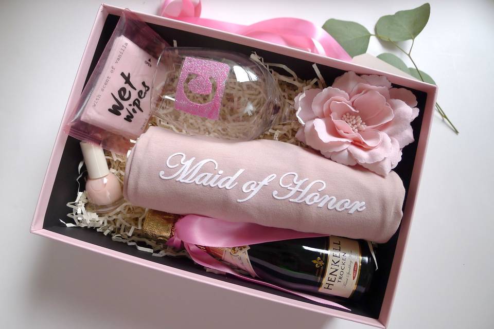 Maid of honor custom gift