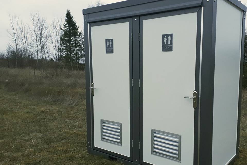 Outdoor washroom facilities