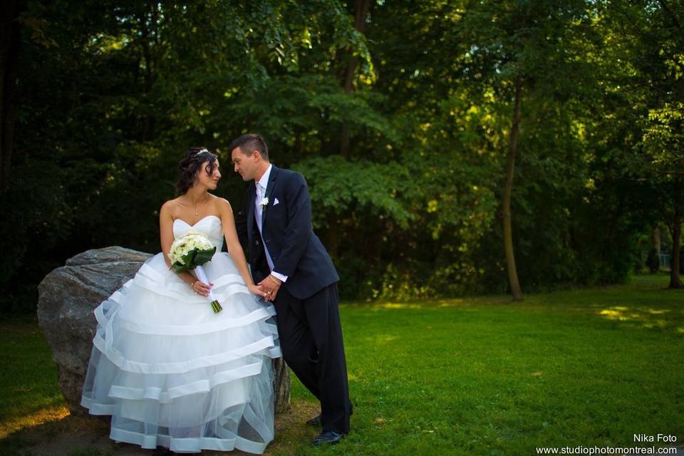 Saint-Laurent, Quebec wedding couple