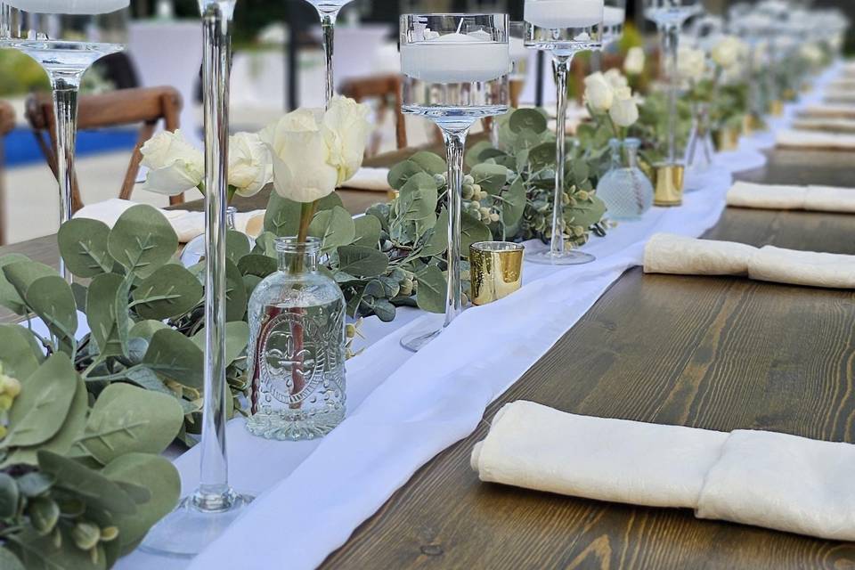 Rustic Table Decor: Close-up