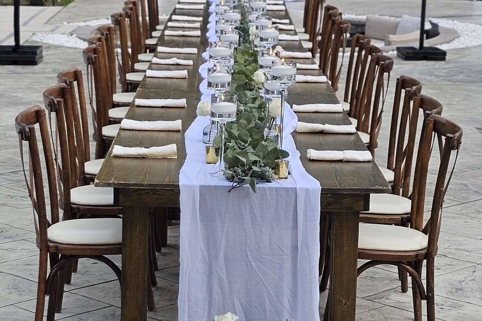 Rustic Table Decor: Full Shot