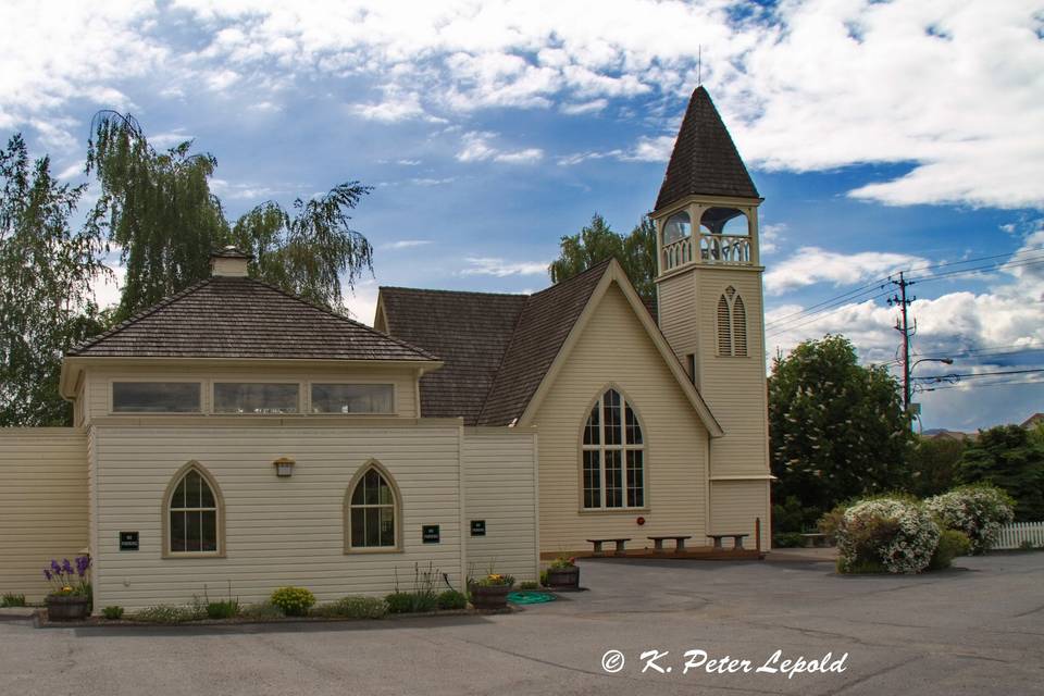 Benvoulin Heritage Church and Reid Hall