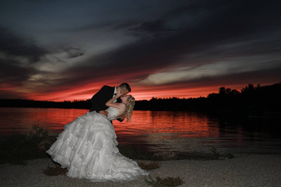 Waterfront romantic weddings