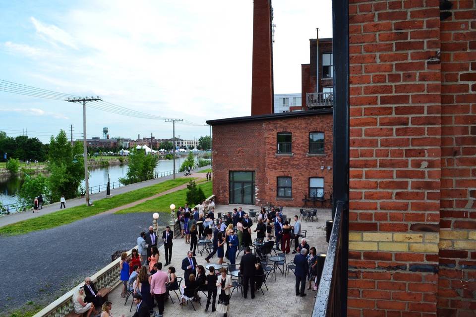 Terrasse L'Espace Canal