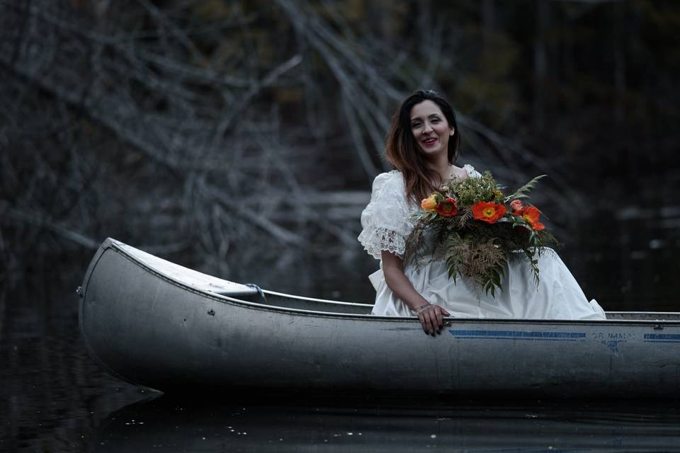 Bride Canoe