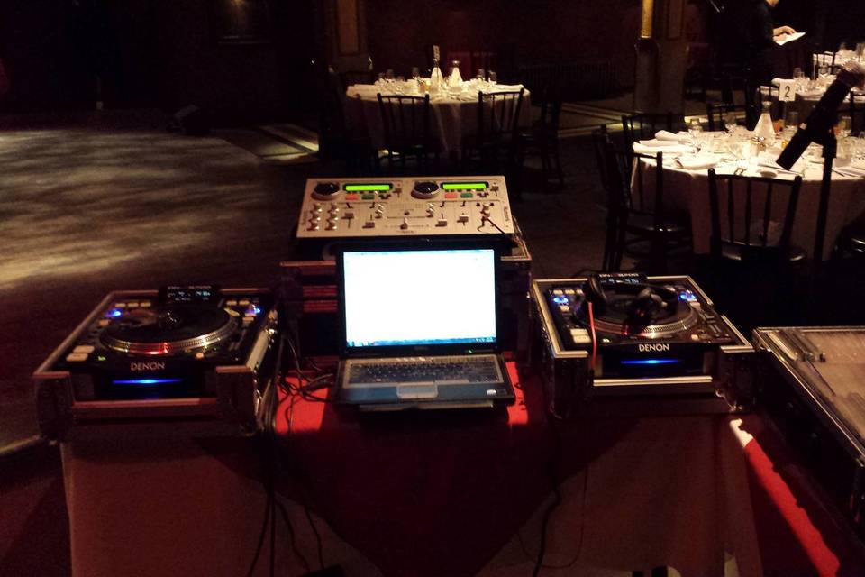 Dynamic Entertainment