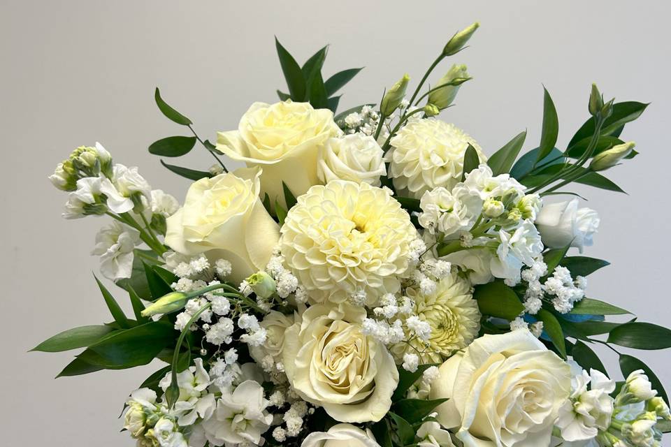 White Dahlia Bouquet 2026
