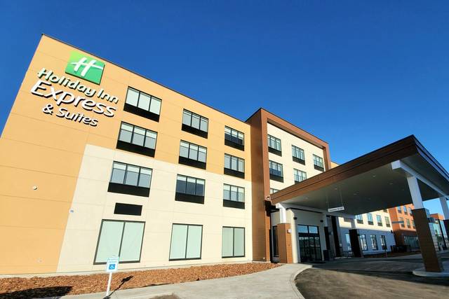 Holiday Inn Express & Suites