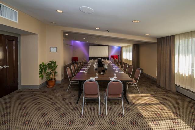 Humber Salon A Room