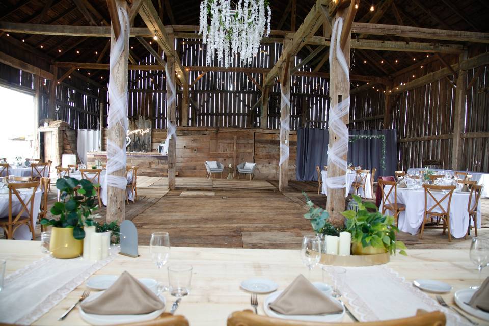 Barn - Reception area