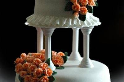 1240414981578-weddingcaketiered.jpg