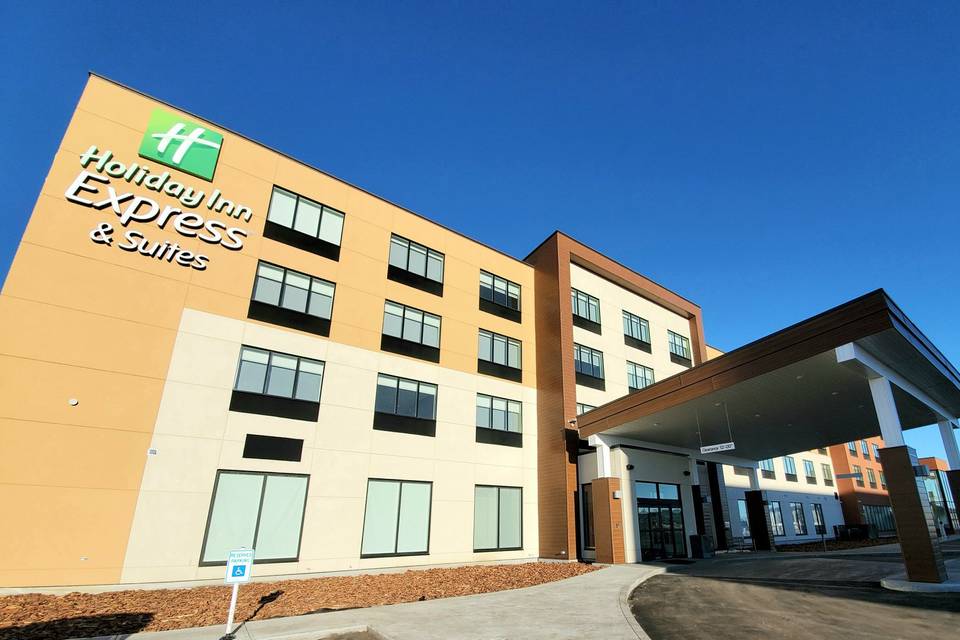 Holiday Inn Express & Suites