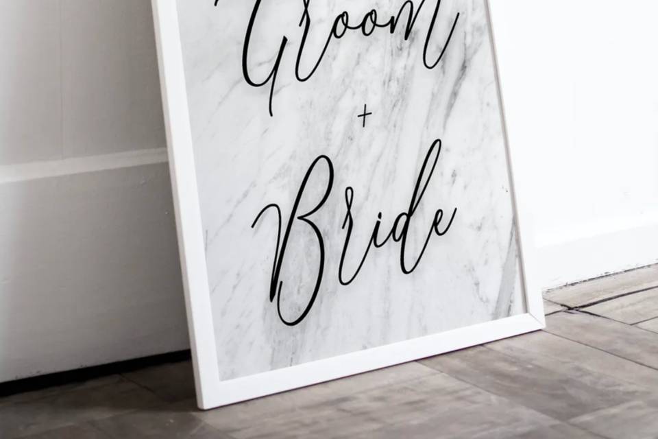 Marble aesthetic welcome sign