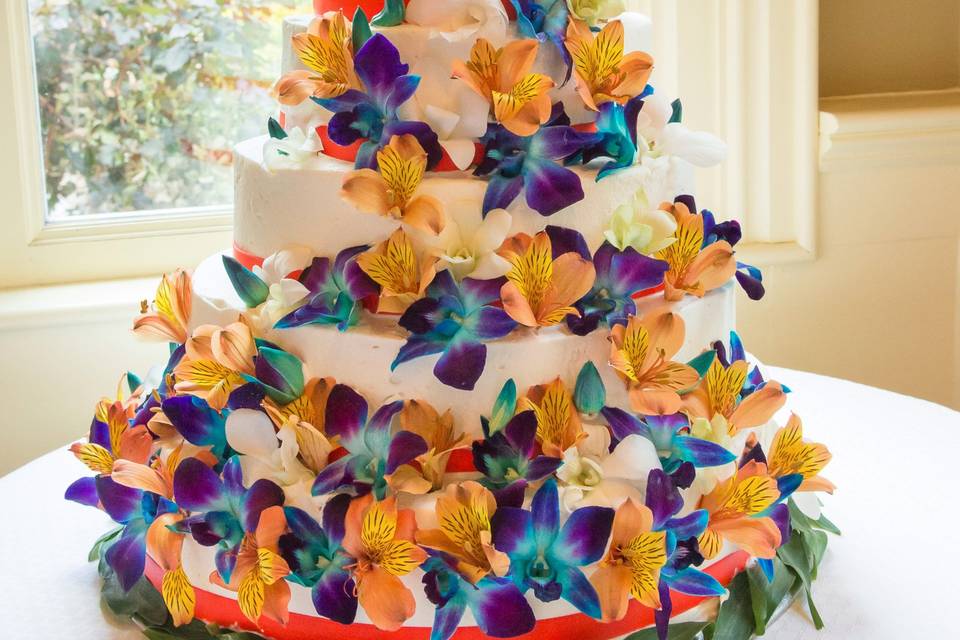 Custom Wedding Cake - Icing