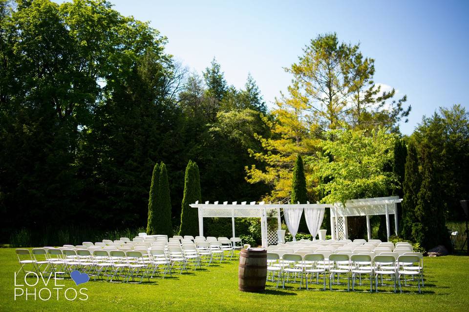 Outdoor ceremony