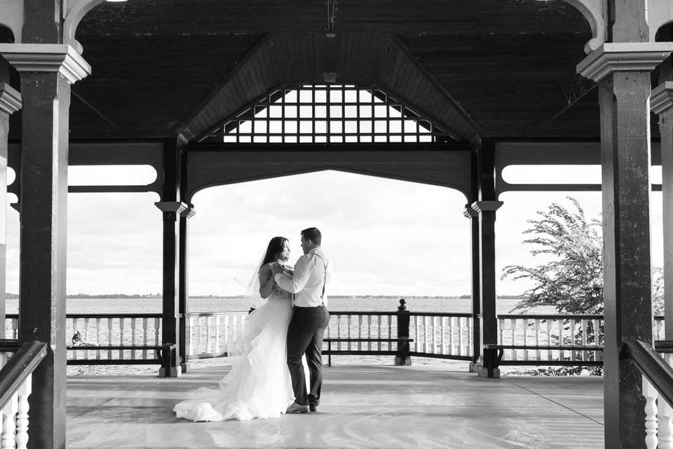 Wedding by Lake Ontario