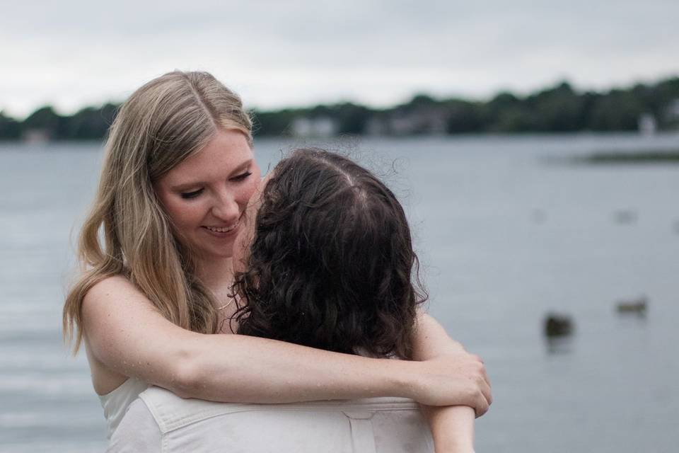 Engaged session in a lake