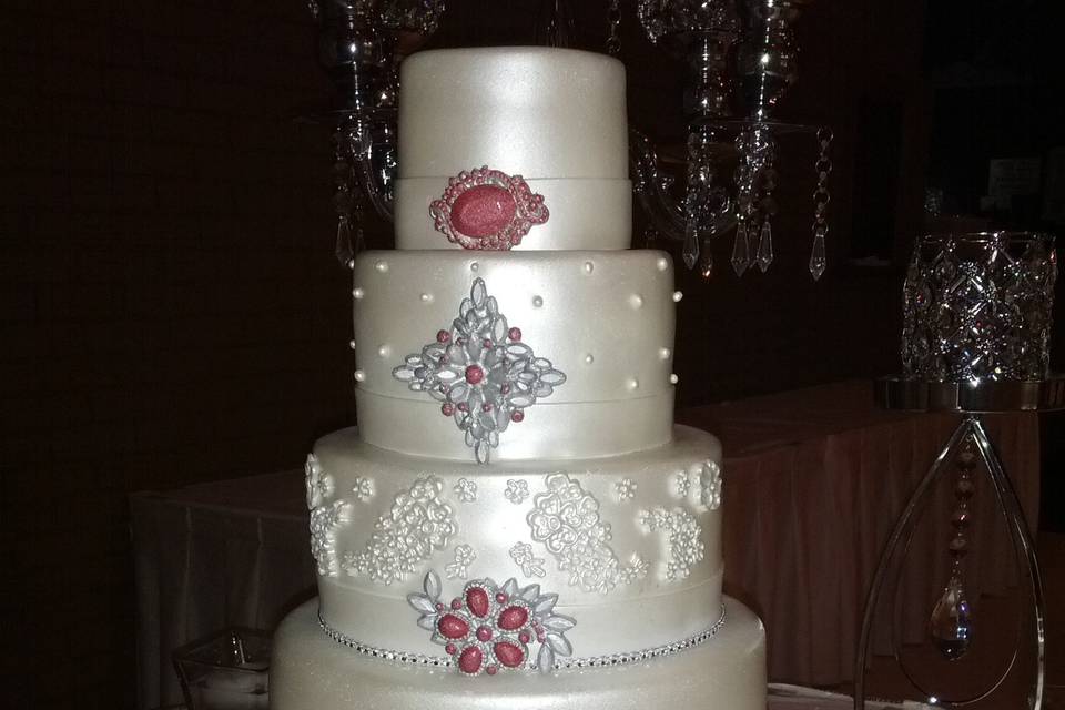 Linda's Creations Custom Cakes