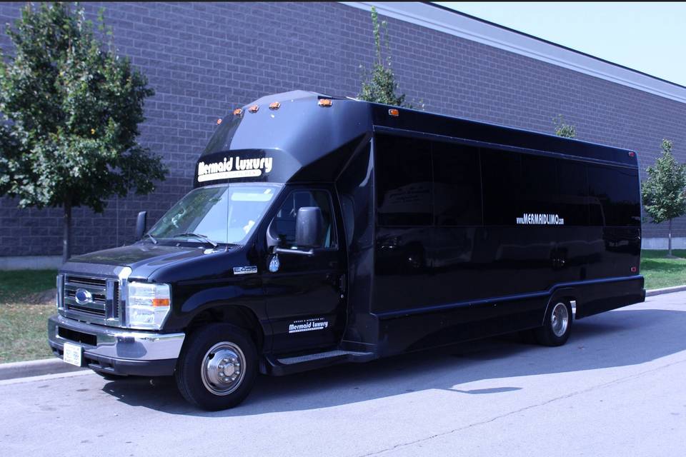 Mermaid Luxury Limo - Hamilton