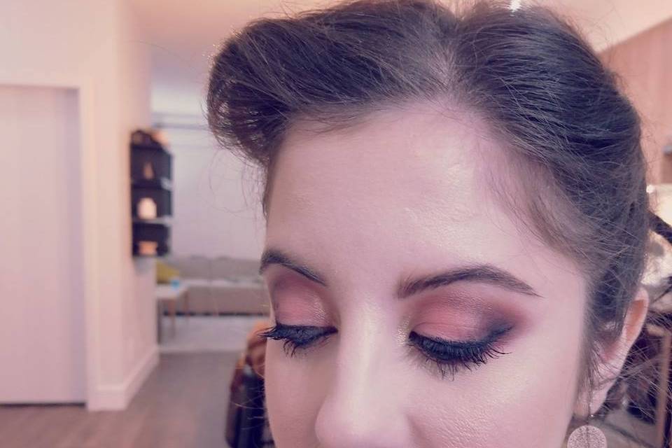 Jessica Wood makeup