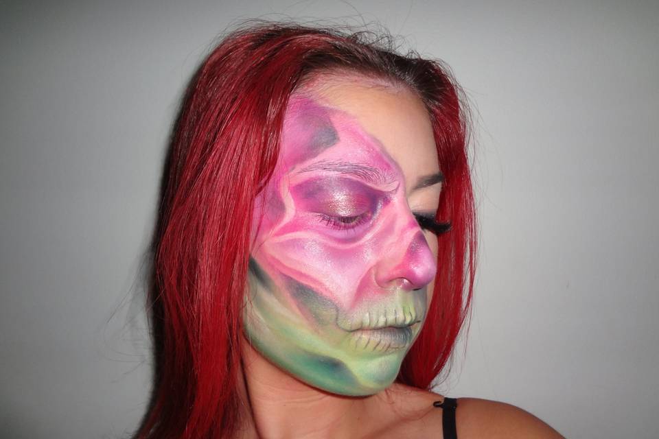 Shimmery Skull Halloween.
