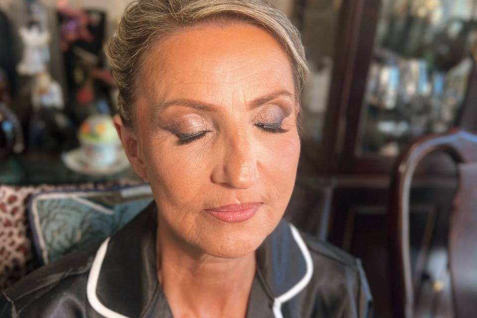 Full glam, for all.