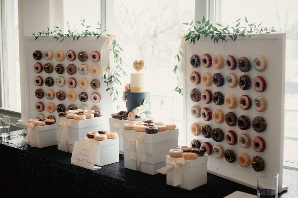 Donut Wall - Sweet Impressions