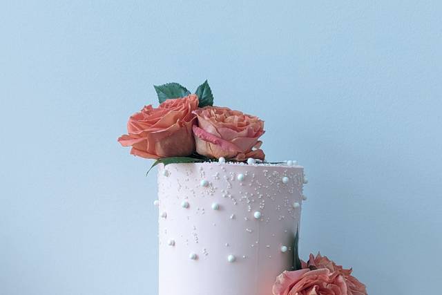 Floral wedding cake
