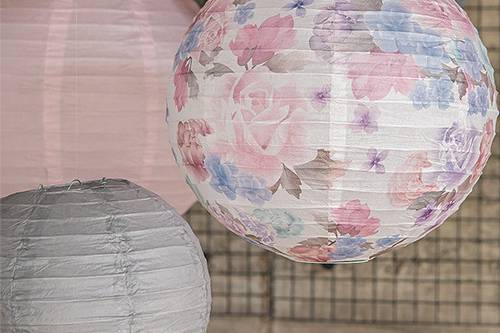 9508-i_round-paper-lantern-with-vintage-floral-print.jpg