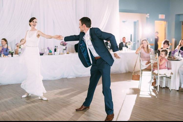 Jesse Valvasori - Wedding dance lessons
