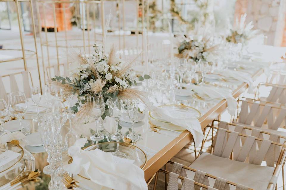 Stunning tablescape