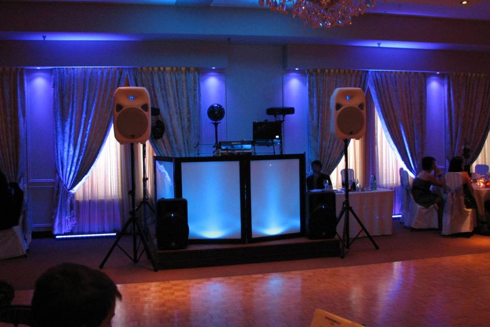 Kitchener, Ontario wedding DJ