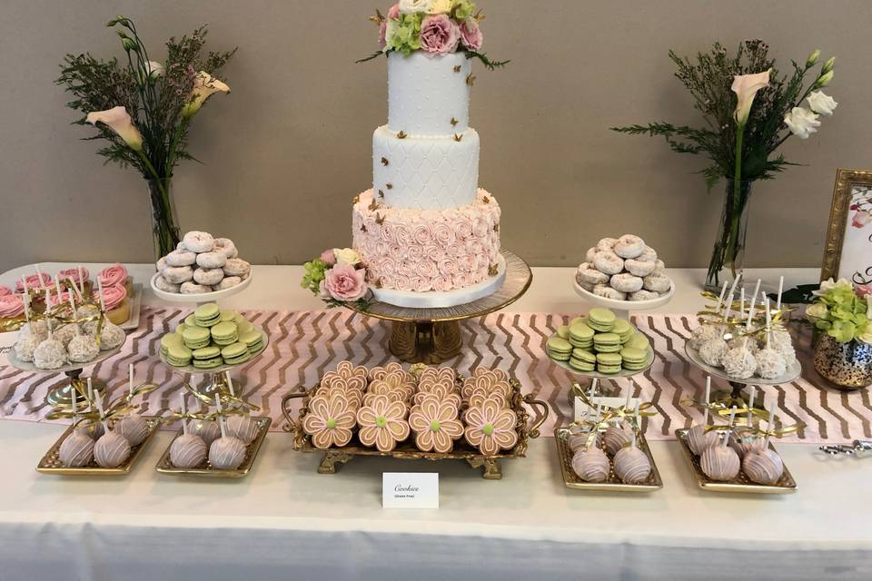 Elegant dessert display!