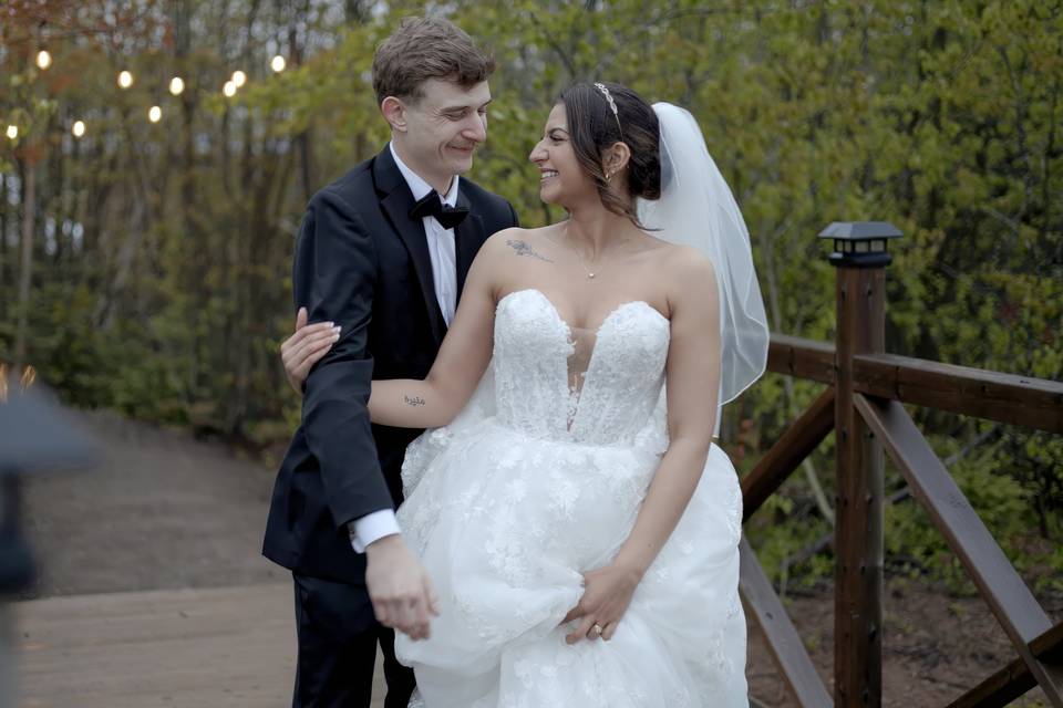 Bridge laugh  (vid capture)