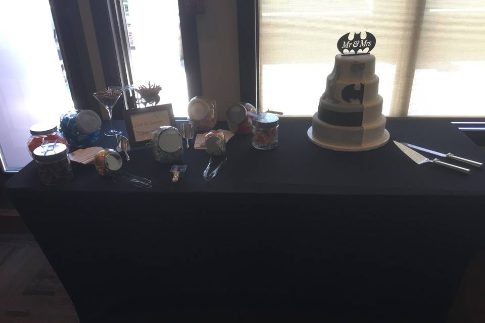 Candy bar and cake table
