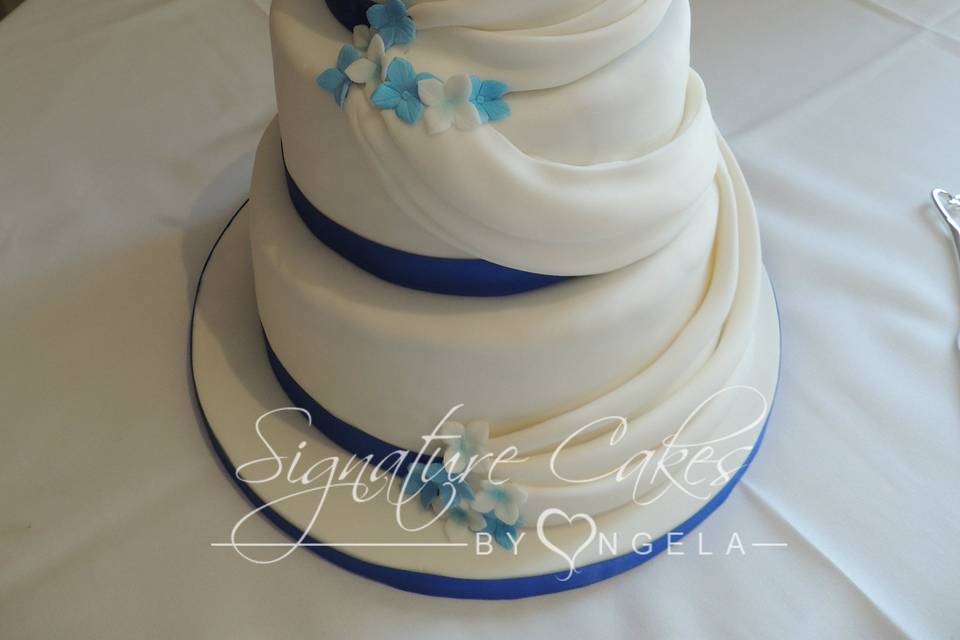 Signature Cakes By Angela