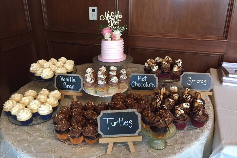 Cupcake wedding