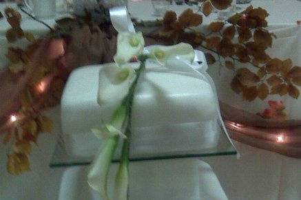 Glass Wedding Cake.jpg