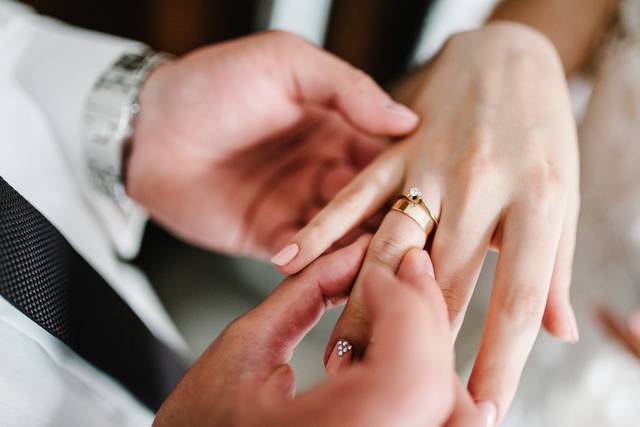 Rings on finger